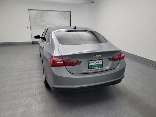 Sterling Gray Metallic 2023 Chevrolet Malibu 1LS