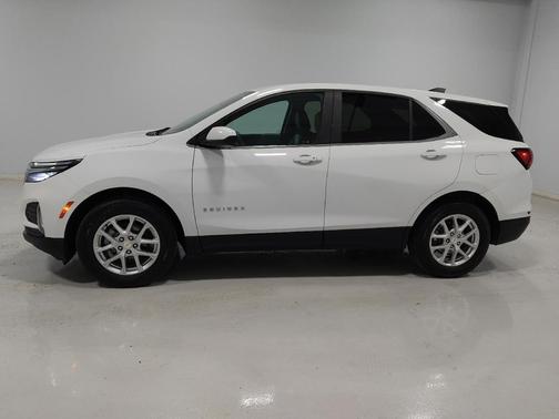White 2023 Chevrolet Equinox 1LT