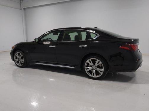2016 INFINITI Q70L 3.7X