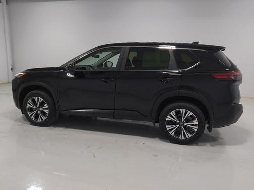 Super Black 2023 Nissan Rogue SV