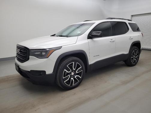 White 2019 GMC Acadia SLT-1