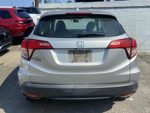 2016 Honda HR-V LX