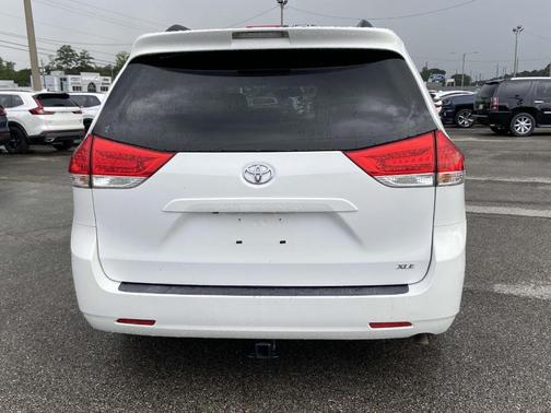 2012 Toyota Sienna XLE