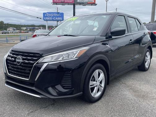 2022 Nissan Kicks S