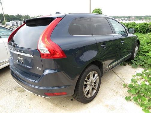 2015 Volvo XC60 T5 Premier