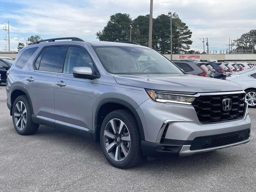 2025 Honda Pilot Touring