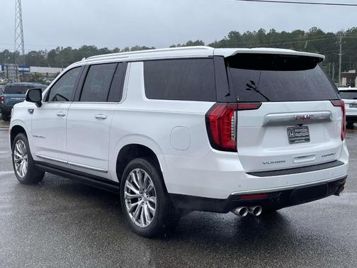 2022 GMC Yukon XL Denali