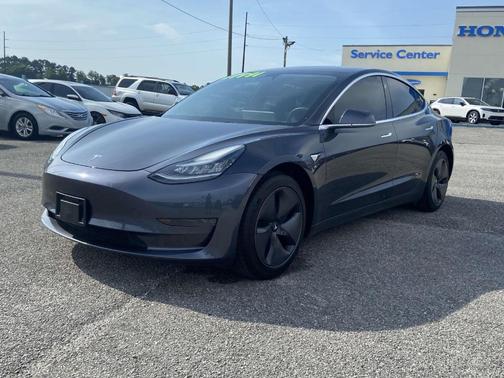 2019 Tesla Model 3 Mid Range