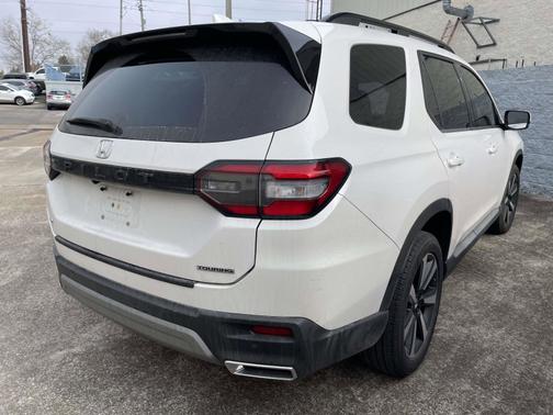 2023 Honda Pilot 