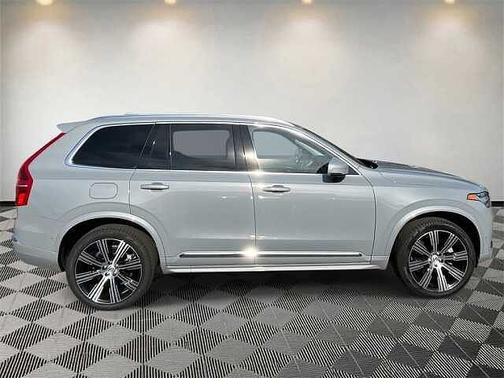 2025 Volvo XC90 Plus