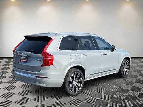 2025 Volvo XC90 Plus