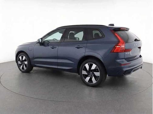 Denim Blue 2025 Volvo XC60 Plus