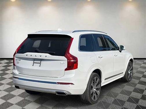 2021 Volvo XC90 T8 Inscription 7 Passenger