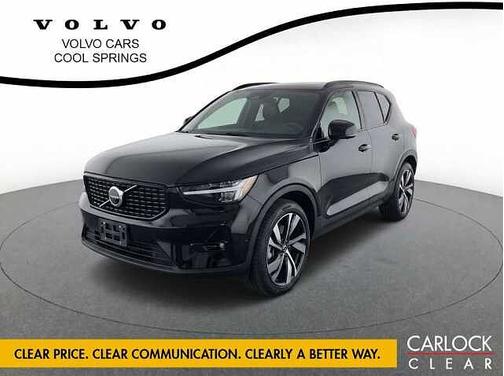 Onyx Black 2023 Volvo XC40 B5 AWD Ultimate Dark