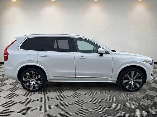 2023 Volvo XC90 B6 AWD Ultimate 7-Seater