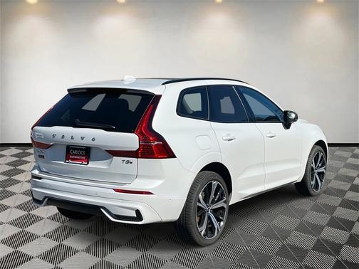 2025 Volvo XC60 Plug-In Hybrid T8 Ultra