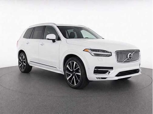 Crystal White 2023 Volvo XC90 Plus
