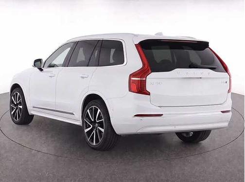 Crystal White 2023 Volvo XC90 Plus
