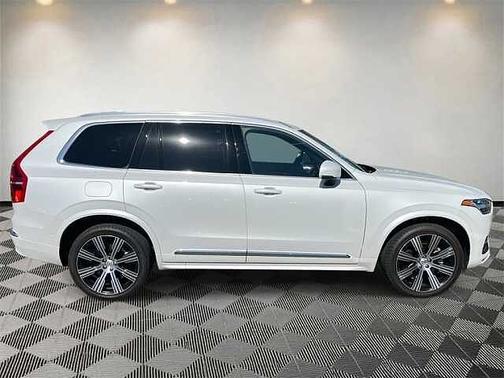 2023 Volvo XC90 B6 AWD Ultimate 7-Seater