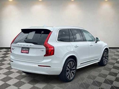 2025 Volvo XC90 Core