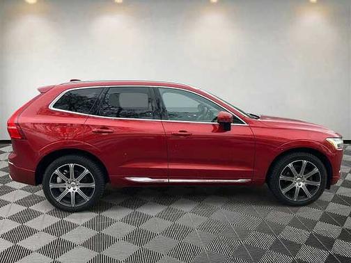 2021 Volvo XC60 T5 Inscription