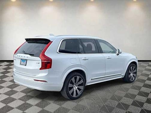 2023 Volvo XC90 B6 AWD Ultimate 7-Seater