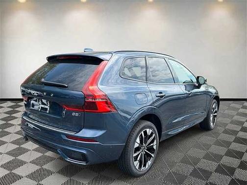 Denim Blue 2026 Volvo XC60 Plus