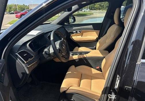 Onyx Black 2024 Volvo XC90 B6 Ultimate Bright 7-Seater