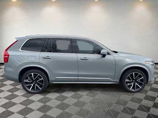 2024 Volvo XC90 Plus