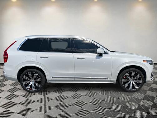 2022 Volvo XC90 Recharge Plug-In Hybrid T8 Inscription Expression Extended Range 7P