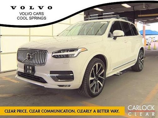 Crystal White 2023 Volvo XC90 Plus