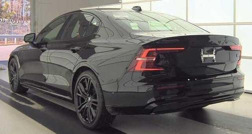 Onyx Black 2023 Volvo S60 Plus