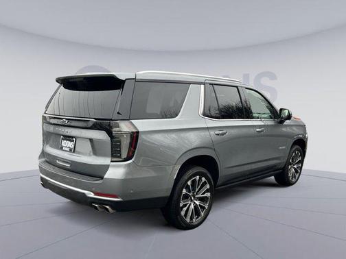 2025 Chevrolet Tahoe 4WD High Country