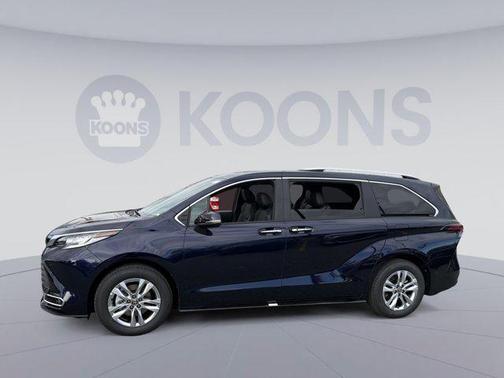 2025 Toyota Sienna Limited