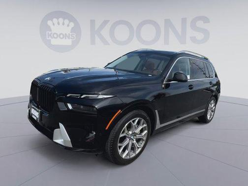 Black Sapphire Metallic 2024 BMW X7 xDrive40i