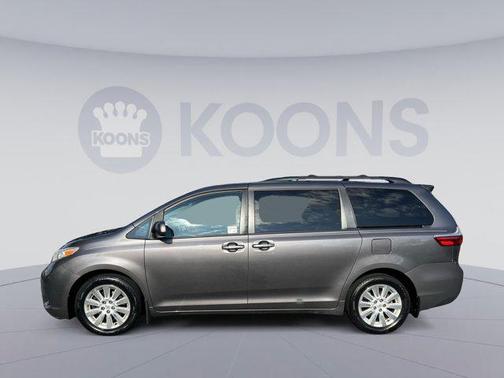 2015 Toyota Sienna XLE