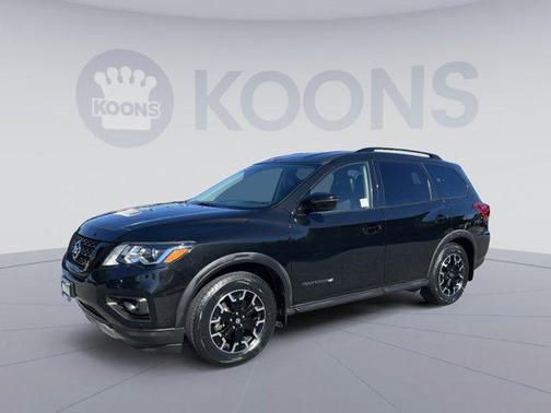 2019 Nissan Pathfinder SV