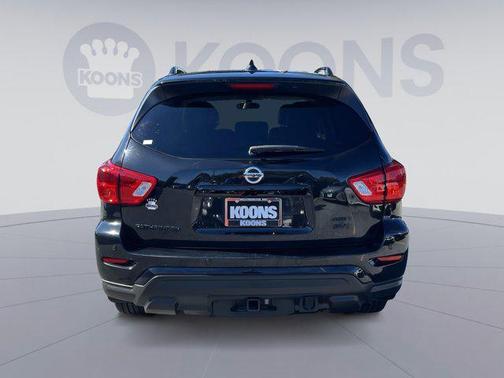 2019 Nissan Pathfinder SV