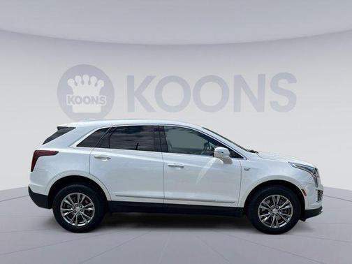 2022 Cadillac XT5 Premium Luxury