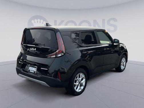 2023 Kia Soul LX
