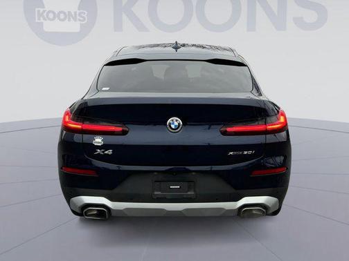 2023 BMW X4 xDrive30i