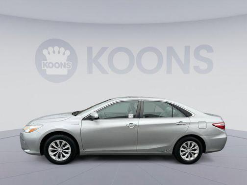 2017 Toyota Camry Hybrid LE