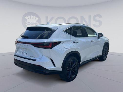 Eminent White Pearl 2024 Lexus NX 450h+ Luxury