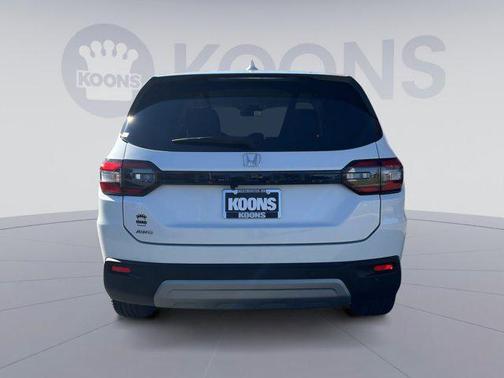 2023 Honda Pilot AWD EX-L 8 Passenger