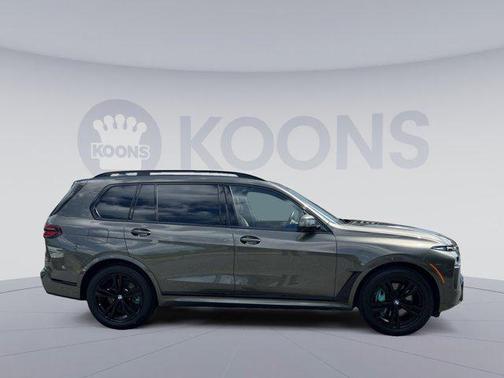 2023 BMW X7 xDrive40i
