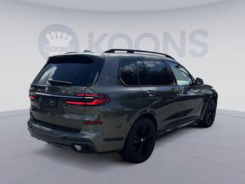 2023 BMW X7 xDrive40i