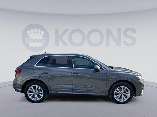 2022 Audi Q3 45 S line Premium Plus