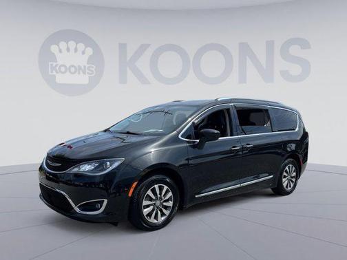 2020 Chrysler Pacifica Touring-L Plus
