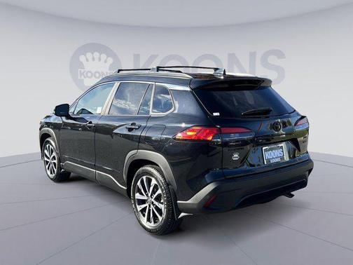 2022 Toyota Corolla Cross XLE