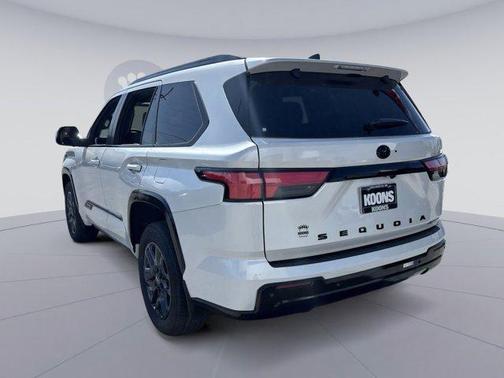 2025 Toyota Sequoia Platinum